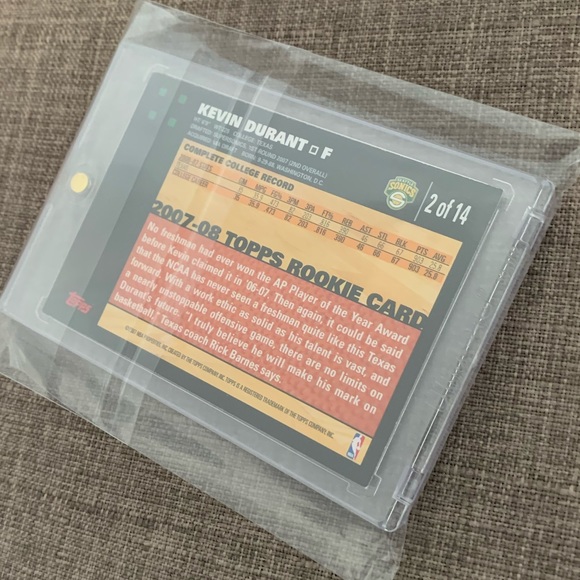 Kevin Durant ‘07 Topps Rookie Card - Picture 8 of 11